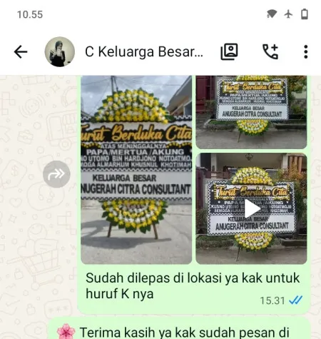 Pengiriman Papan Bunga Duka Tinumpuk Juntinyuat
